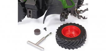 Fendt 942 Vario – model v měřítku 1:32